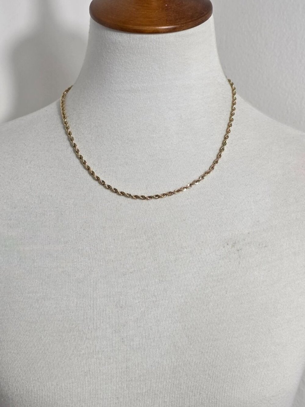 American Showcase Gold Tone Rope Chain Necklace Twisted Link Design